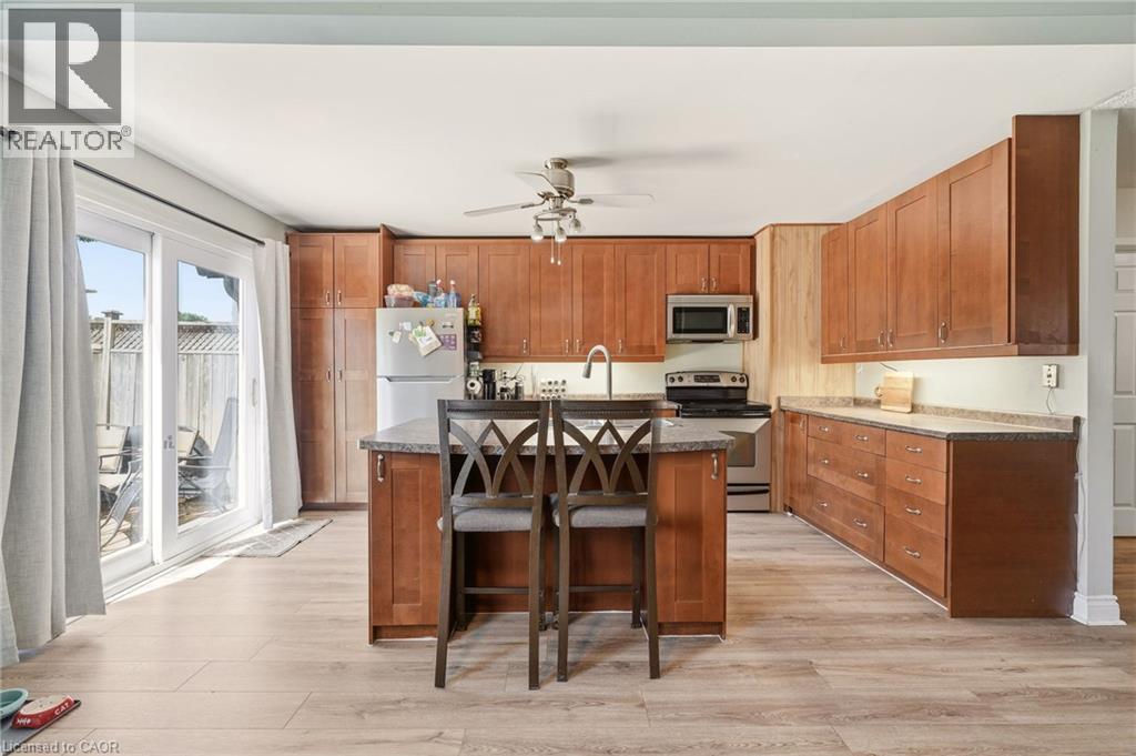 4 EILEEN Street - Image 15