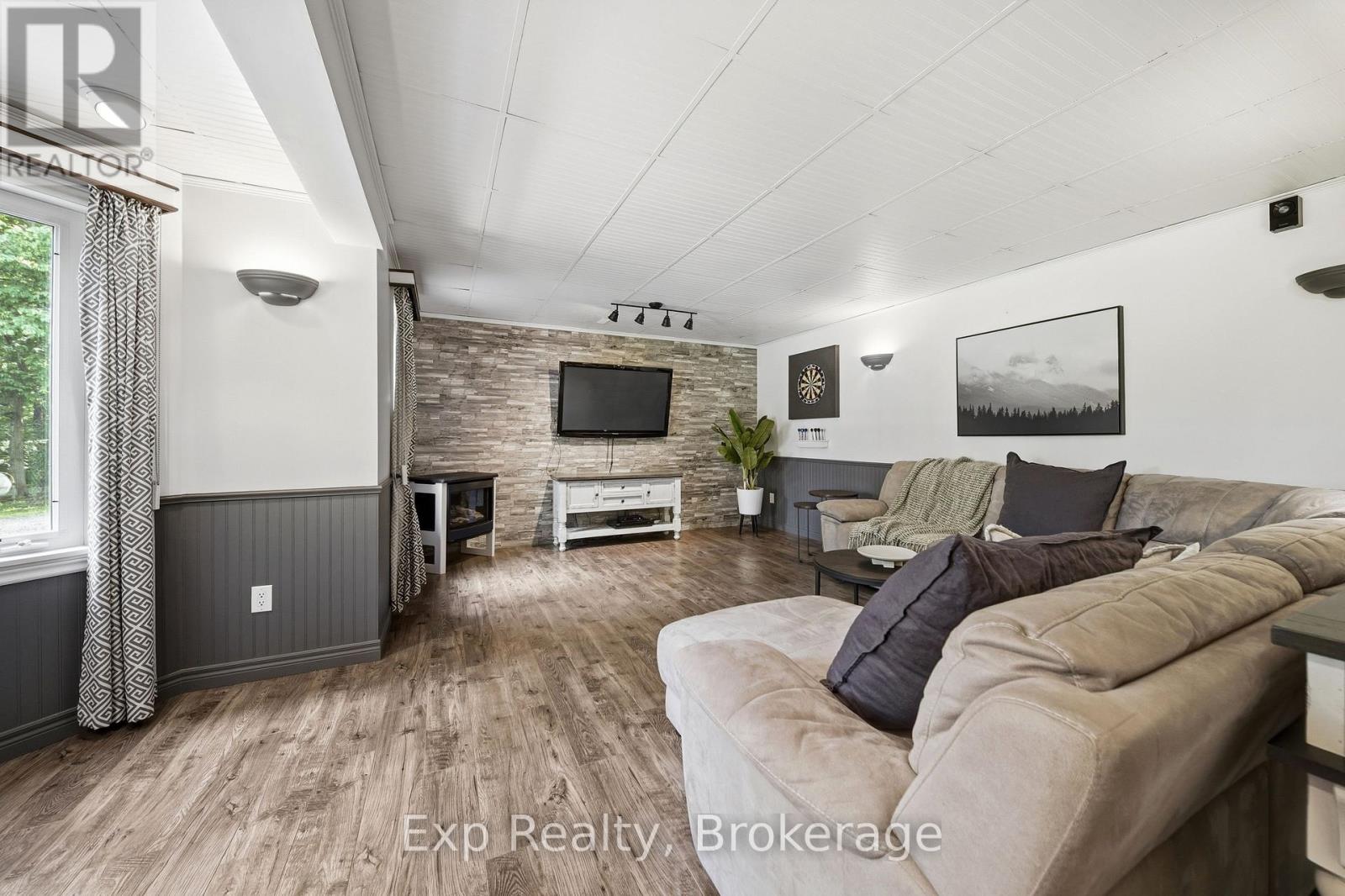 1226 LITTLE CREEK ROAD - Image 31