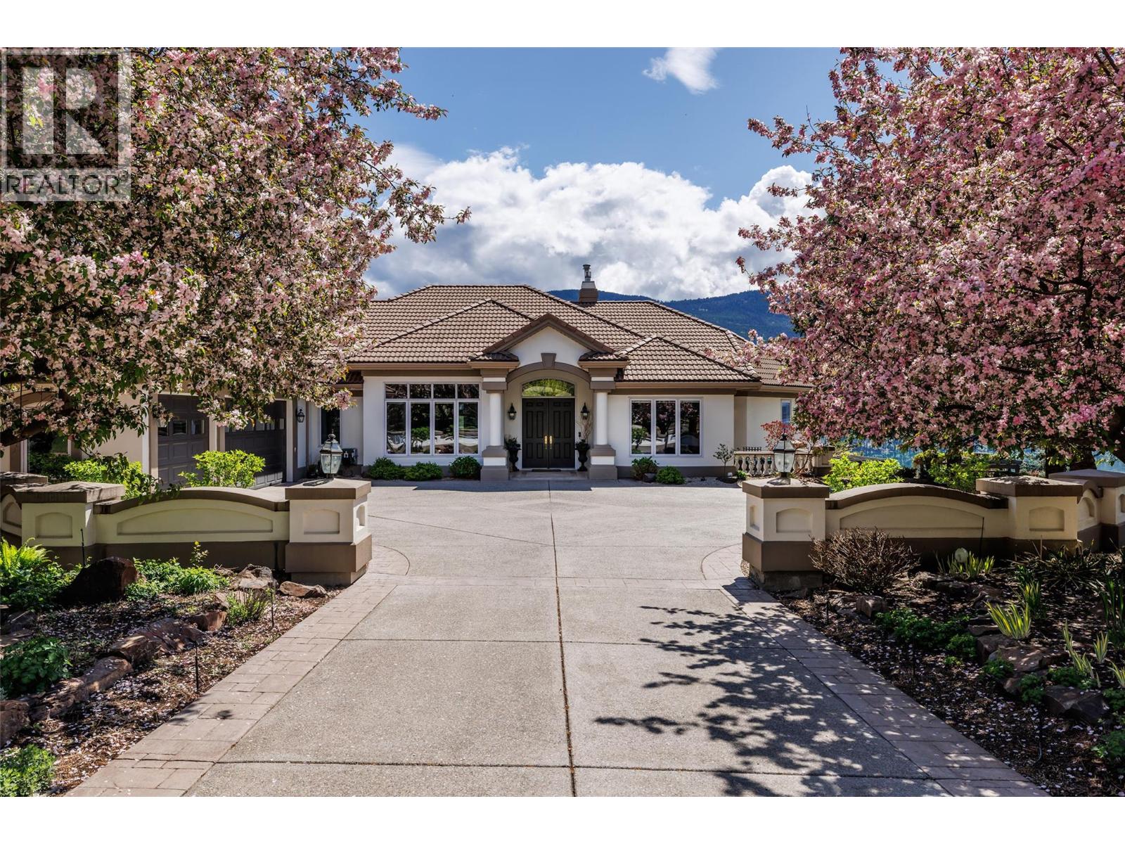 #1 315 Kalamalka Lakeview Drive - 3