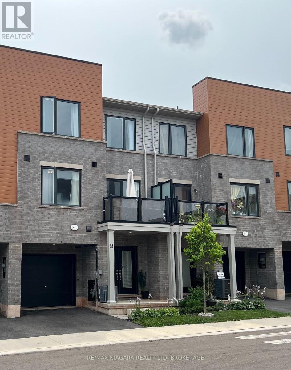 #48 96 DRYDEN LANE - 50