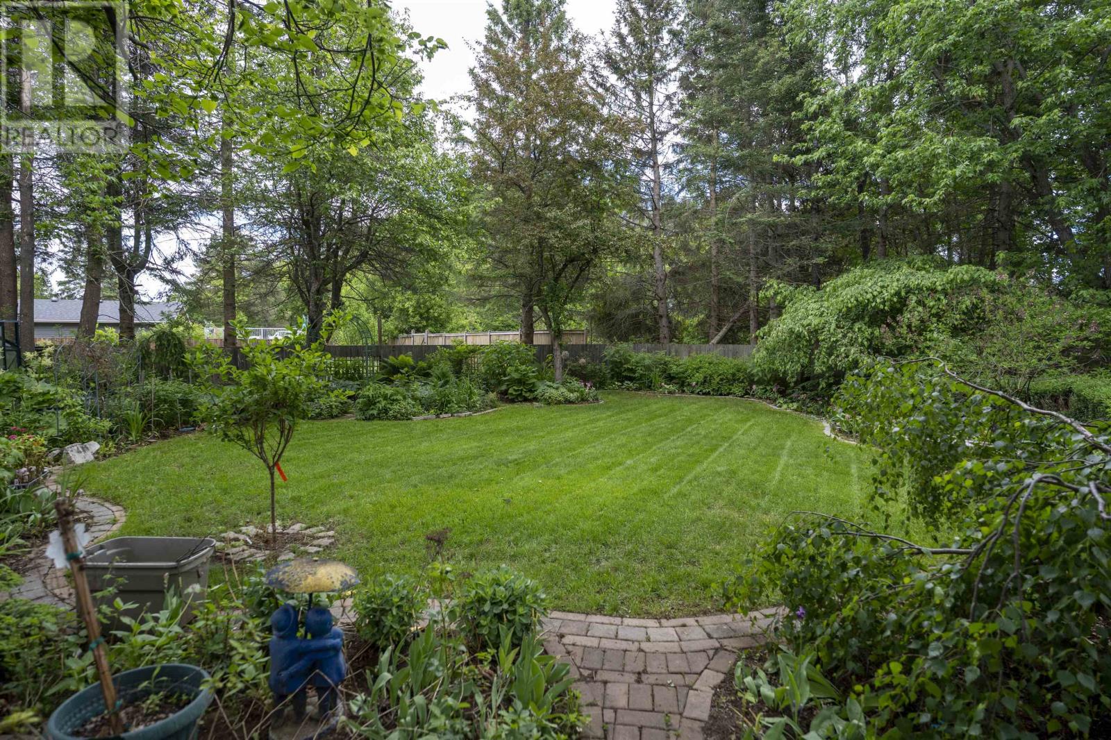 2100 Whitegates DR, Thunder Bay — photo 3