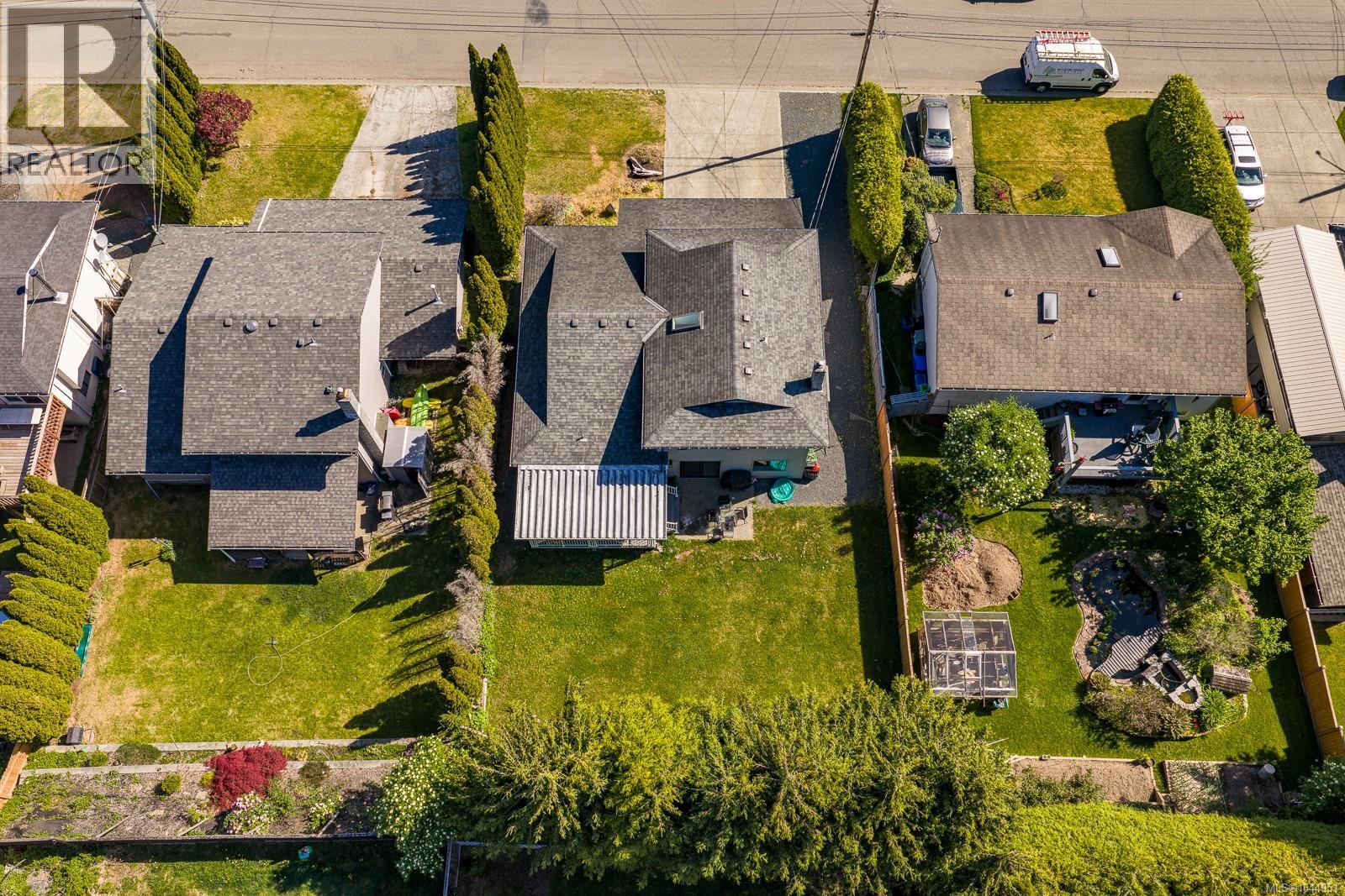 1732 Penfield Rd - Image 12