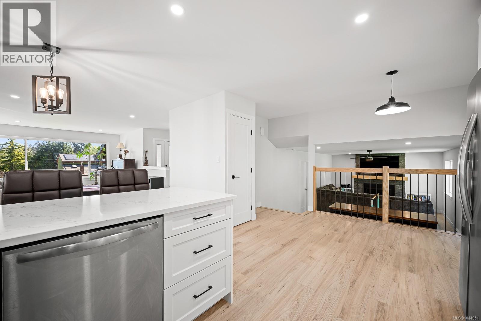 1732 Penfield Rd - 49