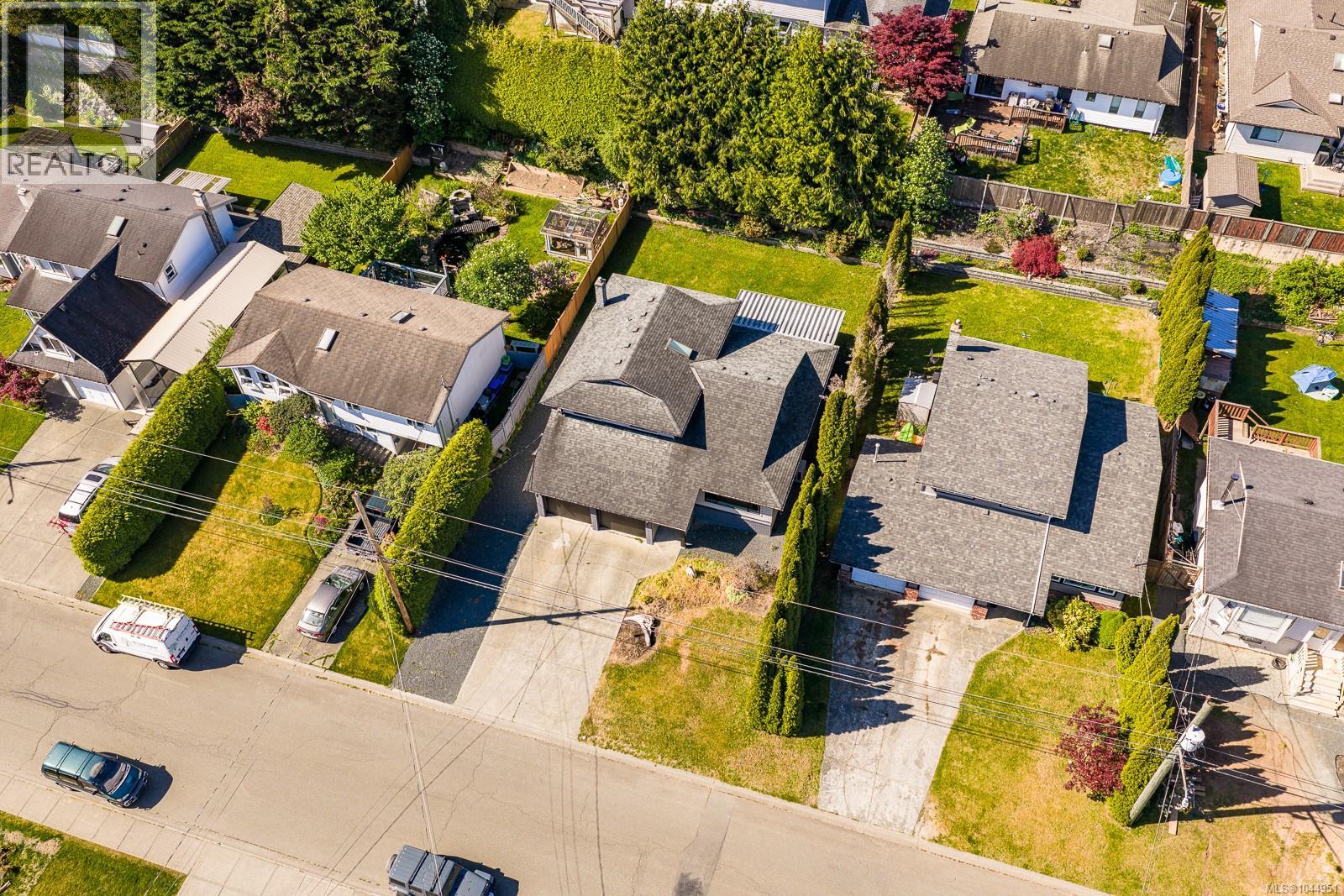 1732 Penfield Rd - 2
