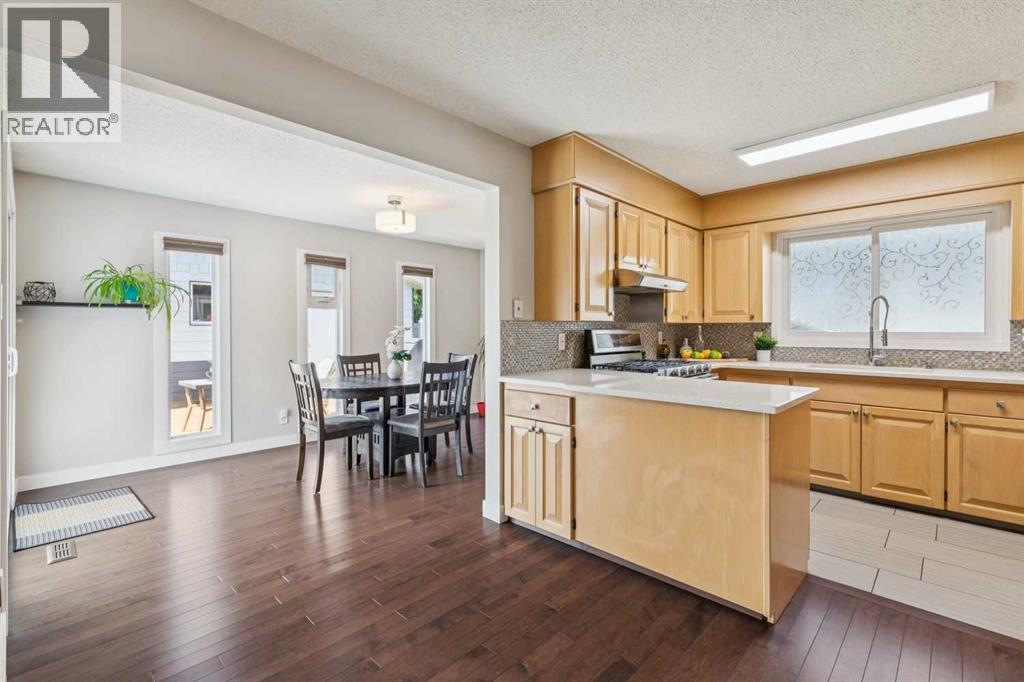 241 Allan Crescent SE - Image 10