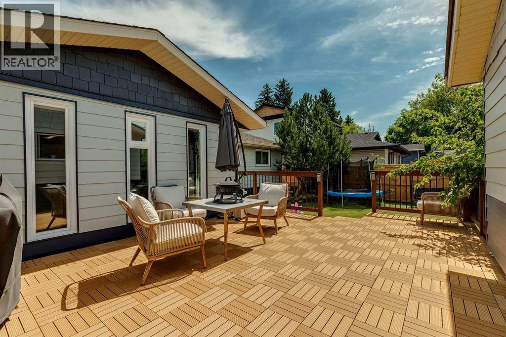 241 Allan Crescent SE