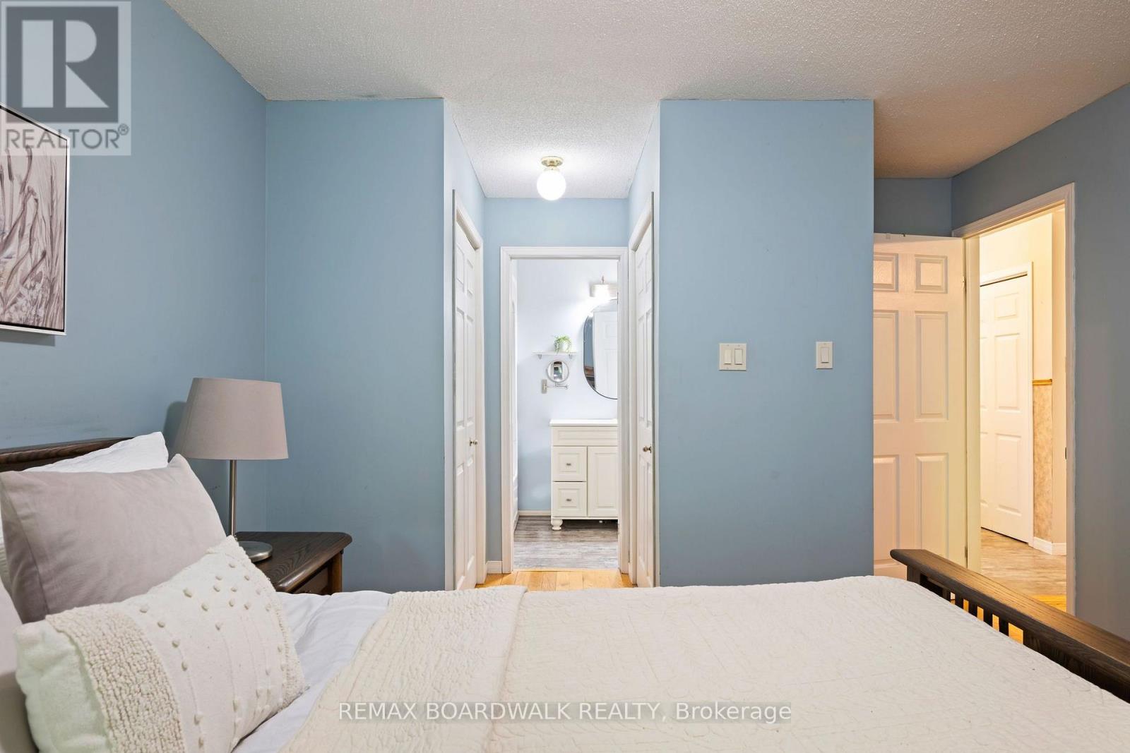 502 TENNYSON ROAD - Image 21
