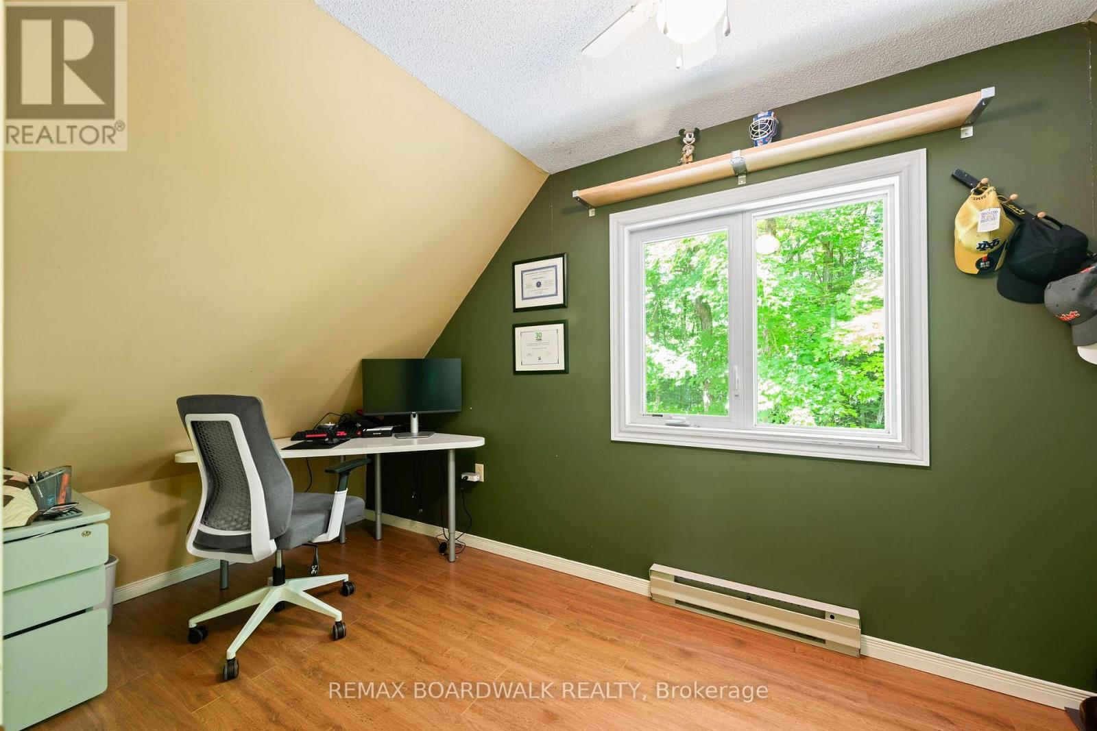 502 TENNYSON ROAD - Image 26