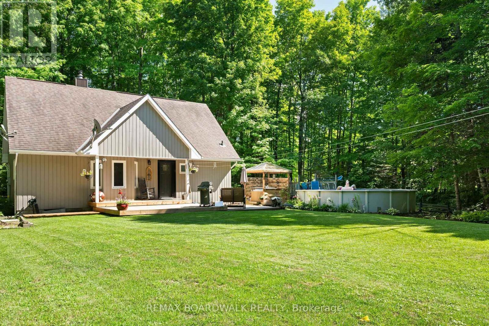 502 TENNYSON ROAD - 30