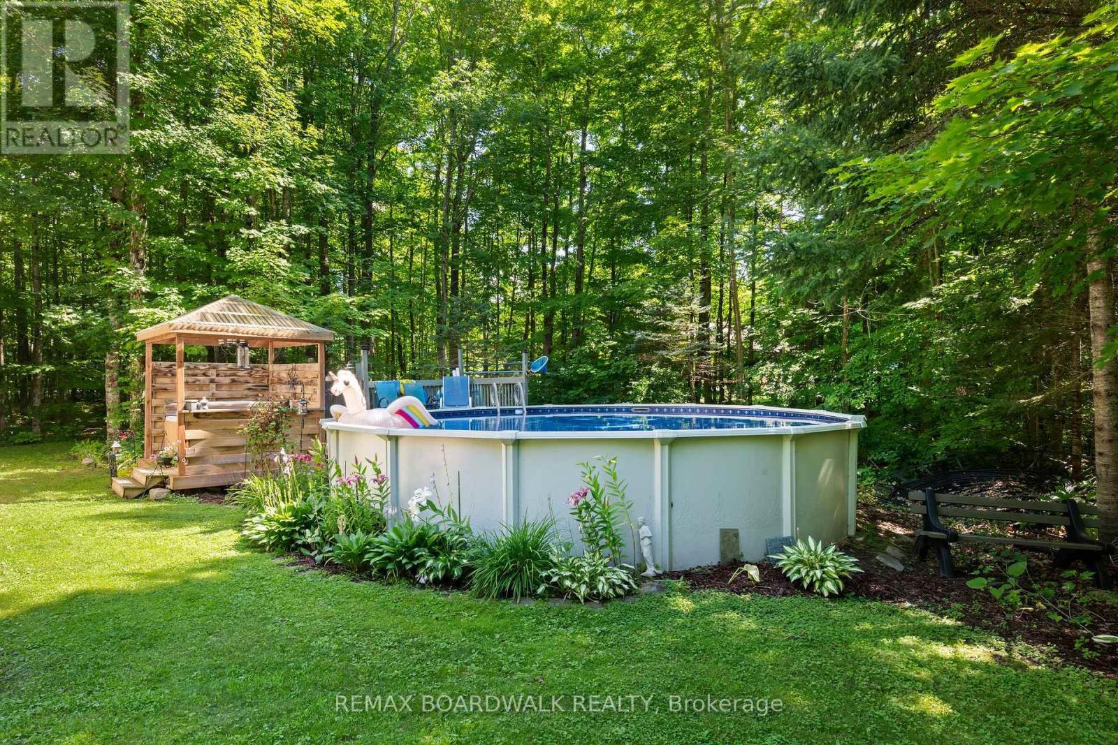 502 TENNYSON ROAD - 37
