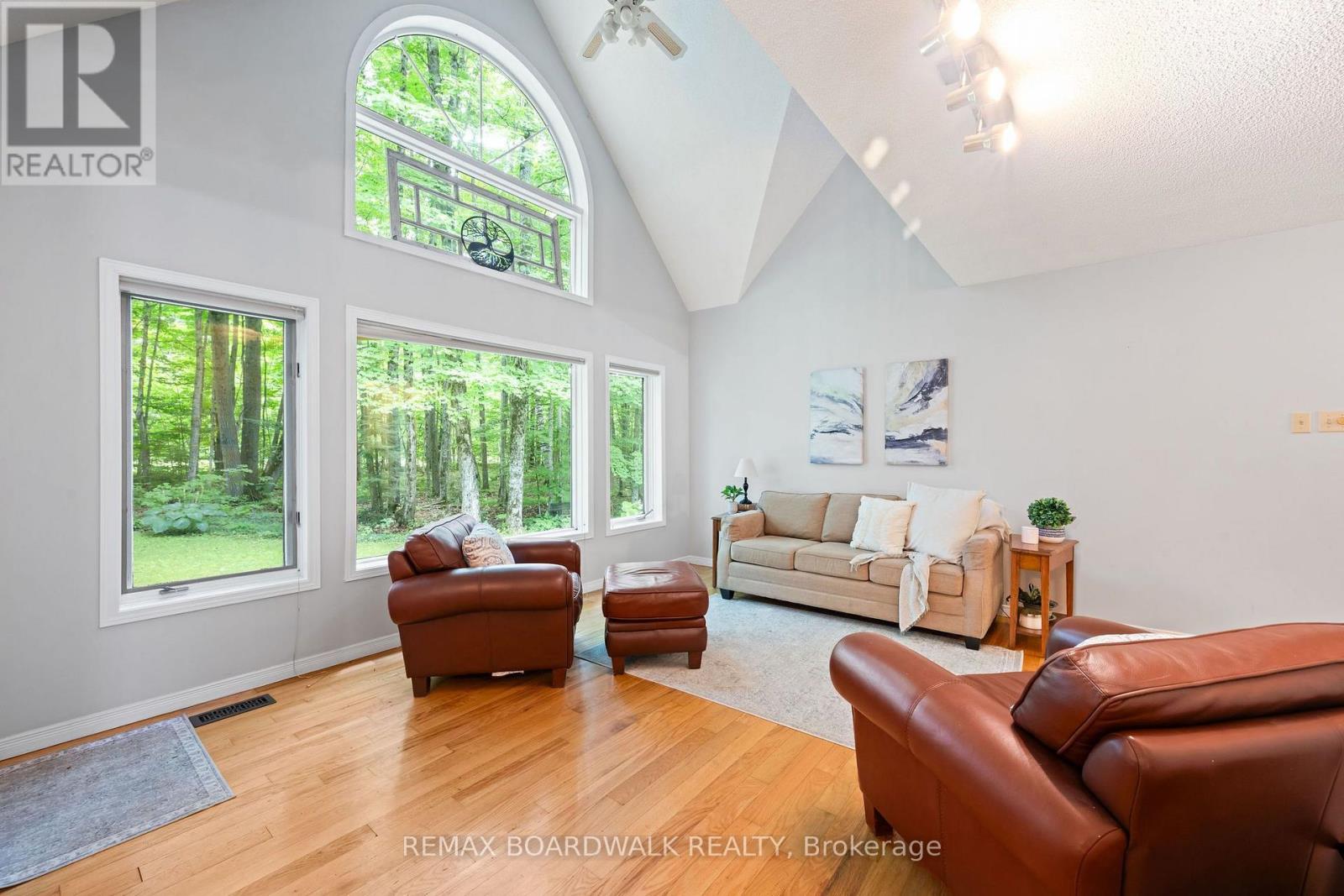 502 TENNYSON ROAD - 4