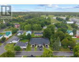 B - 32 David Street, Edwardsburgh/cardinal, ON K0E1X0 Photo 31