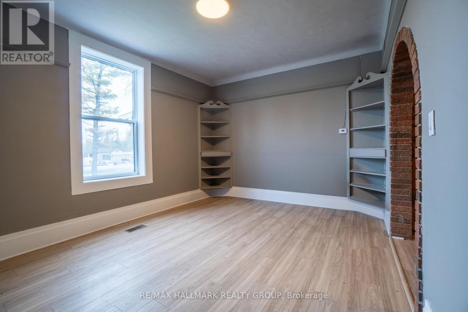 3 Bed, 2 Bath House for Rent in Ottawa – 2590 CARP ROAD, Ottawa – MLS# X13636044 - Image 10