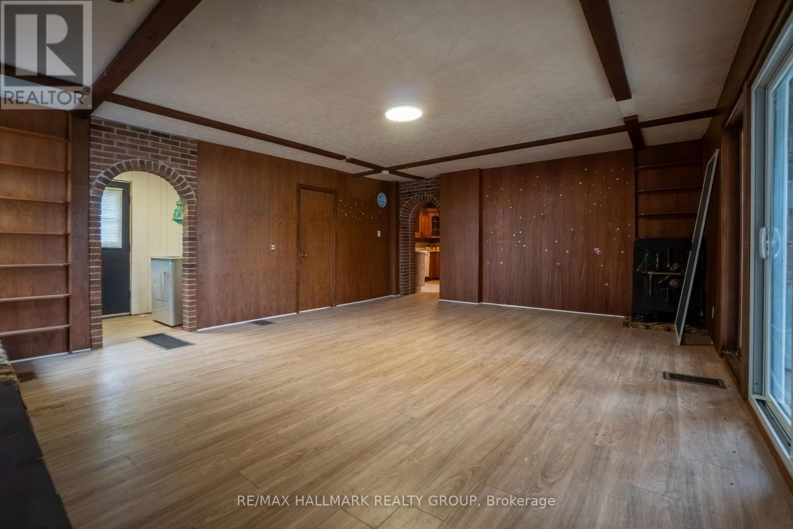 3 Bed, 2 Bath House for Rent in Ottawa – 2590 CARP ROAD, Ottawa – MLS# X13636044 - Image 15