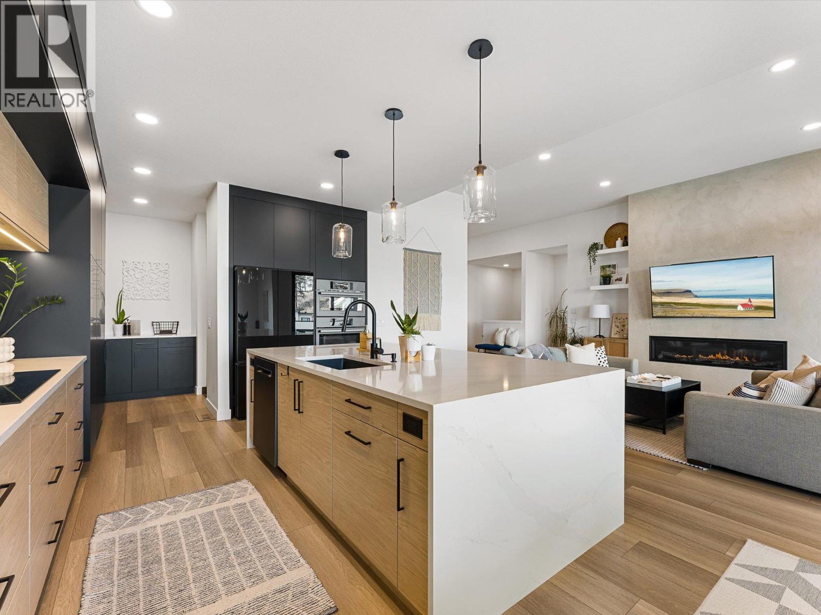208 Skyland Drive - 13