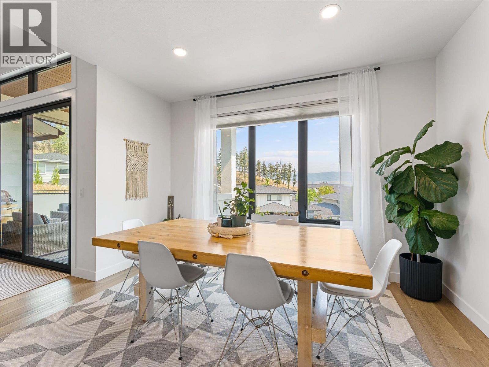 208 Skyland Drive - Image 18
