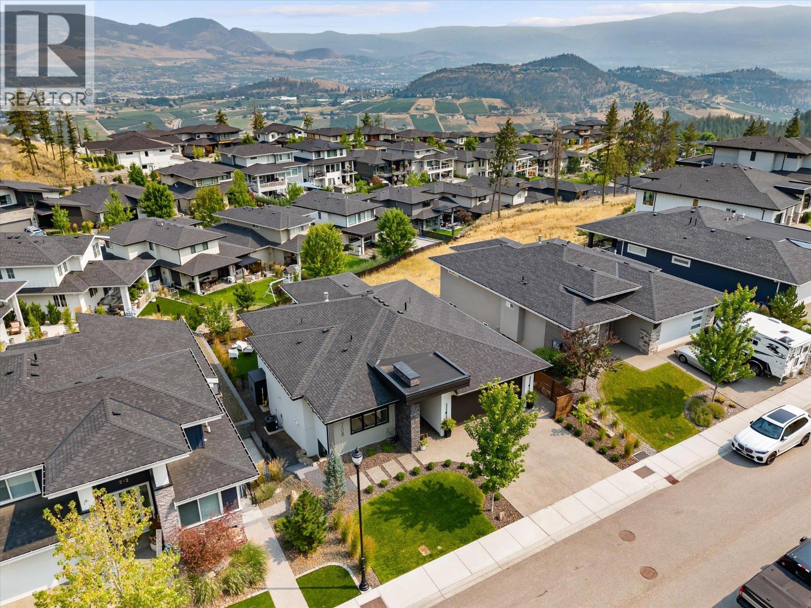 208 Skyland Drive - 56