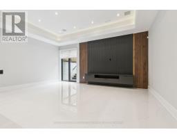 12 Otter Crescent, Toronto, ON M5N2W2 Photo 37