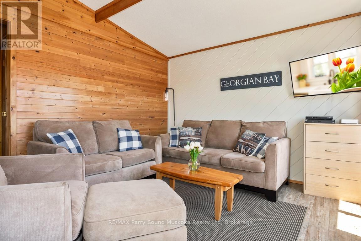 #3 111 NORTH SHORE ROAD - Image 11