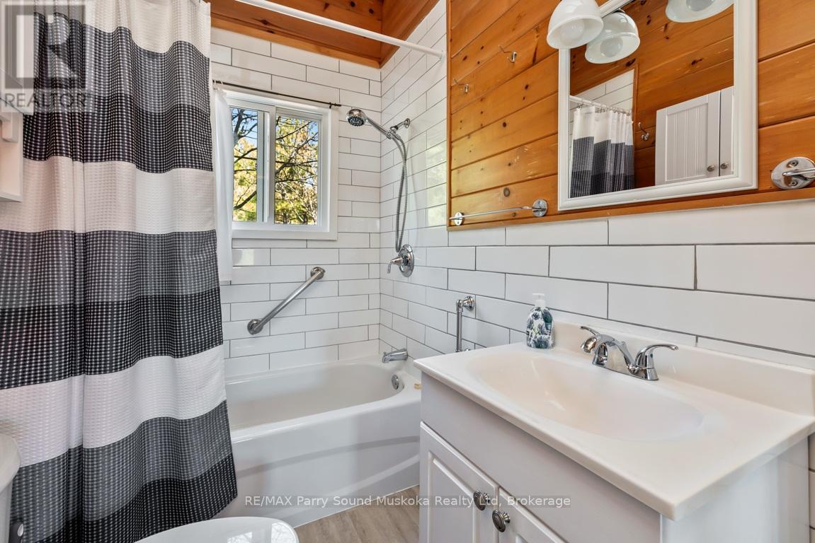 #3 111 NORTH SHORE ROAD - Image 18