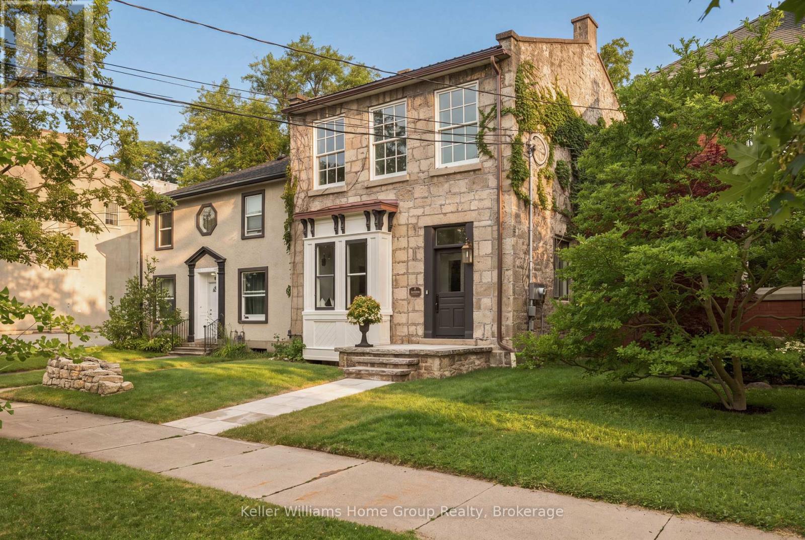 7 WATERLOO AVENUE, Guelph (Downtown) — photo 3