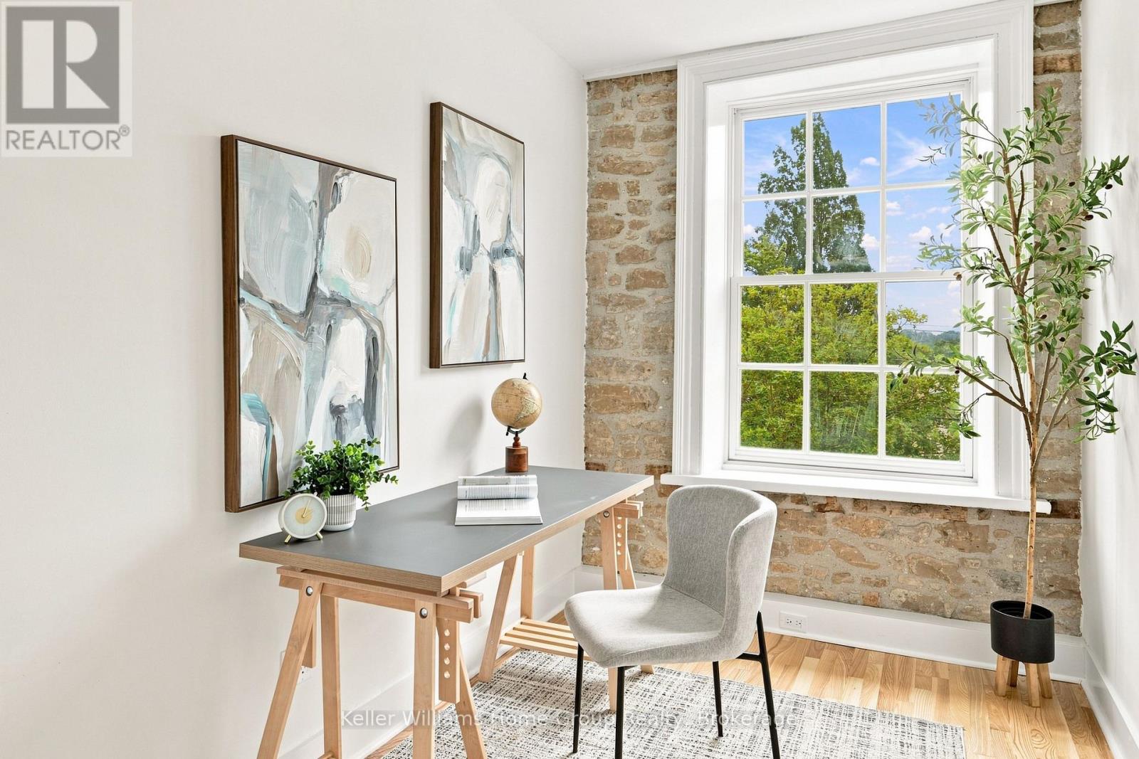 7 WATERLOO AVENUE - 33