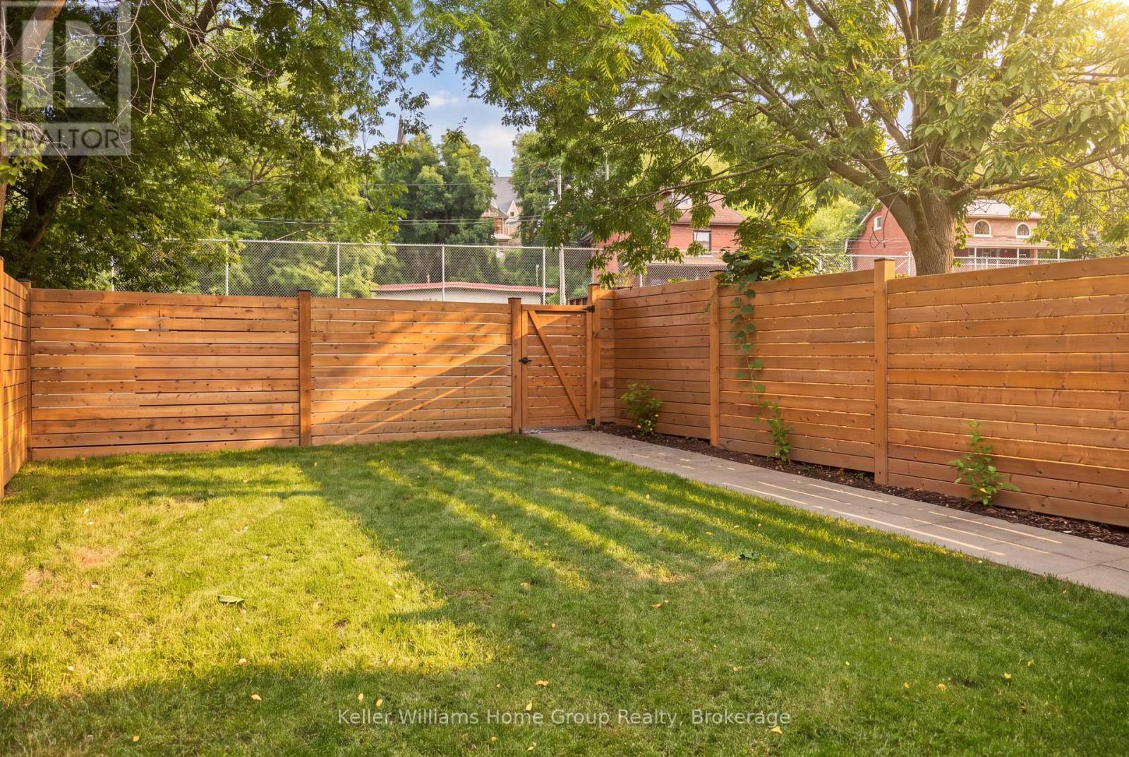 7 WATERLOO AVENUE - 47