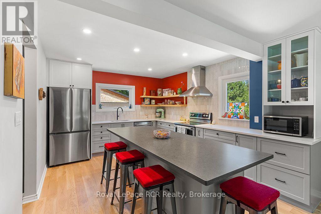 578 7TH STREET W - 7