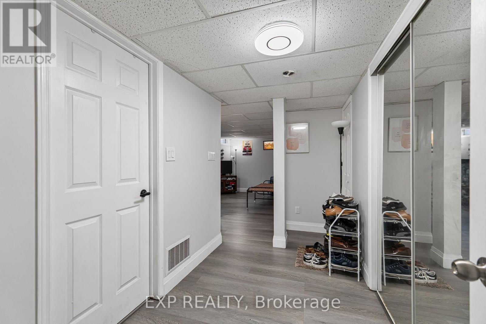 10 ELEPHANT HILL DRIVE - 41