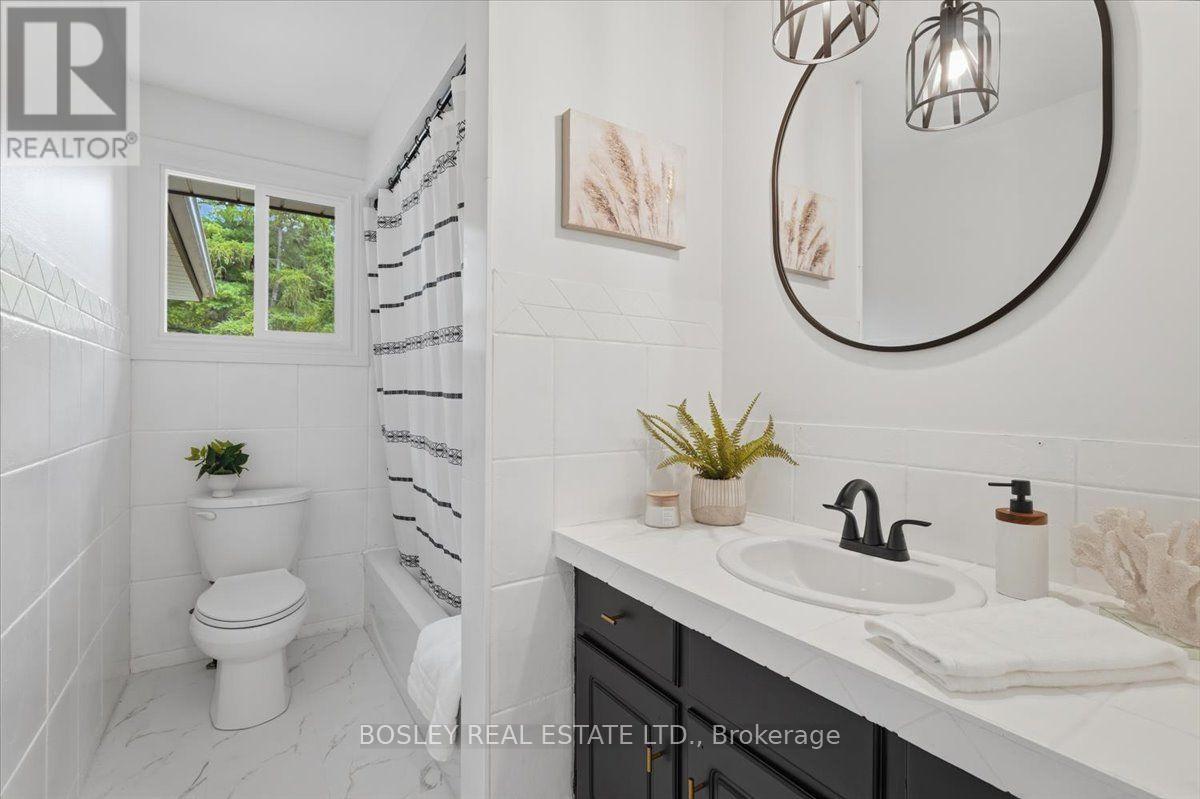 1841 FAIRPORT ROAD - 19