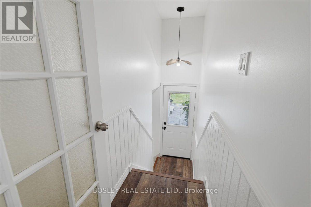 1841 FAIRPORT ROAD - 20