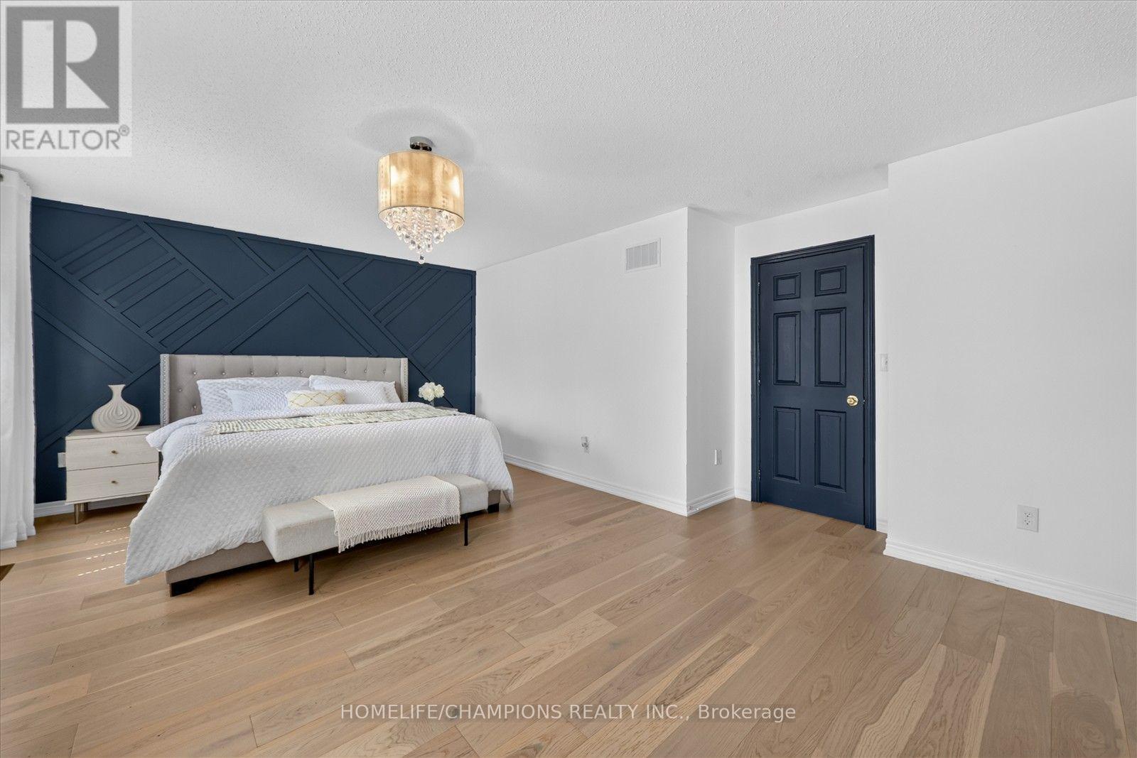 154 HUMPHREY STREET - 31