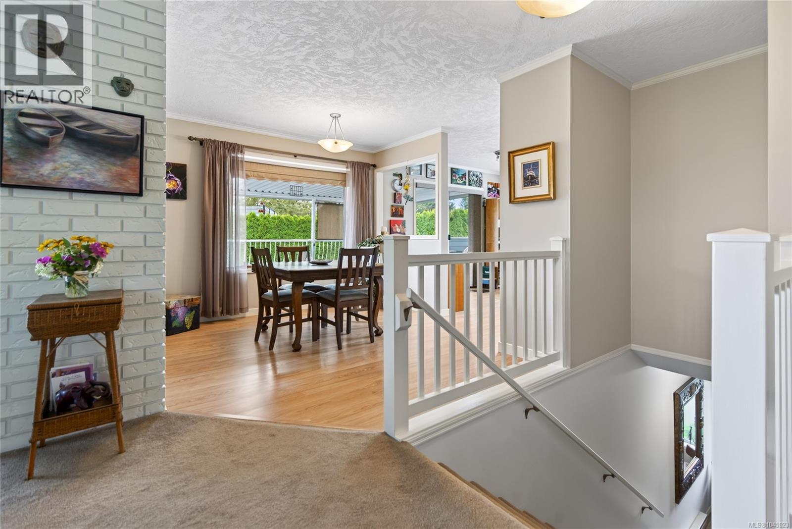 356 Rees Rd - 16