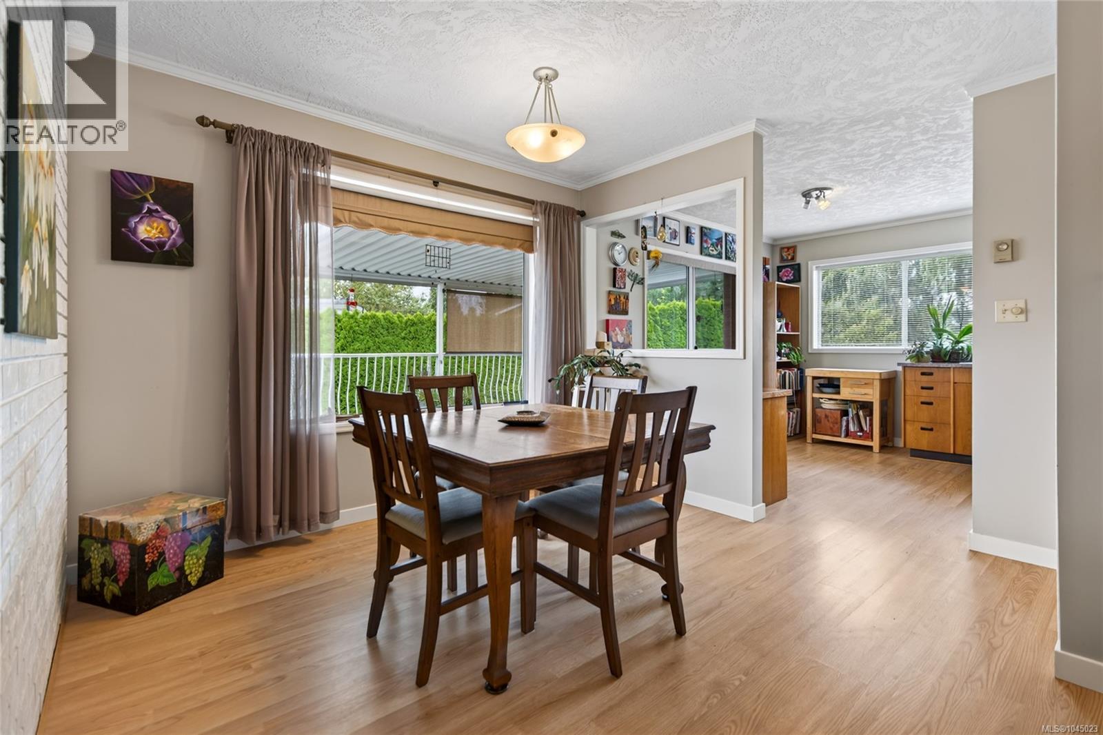 356 Rees Rd - 17