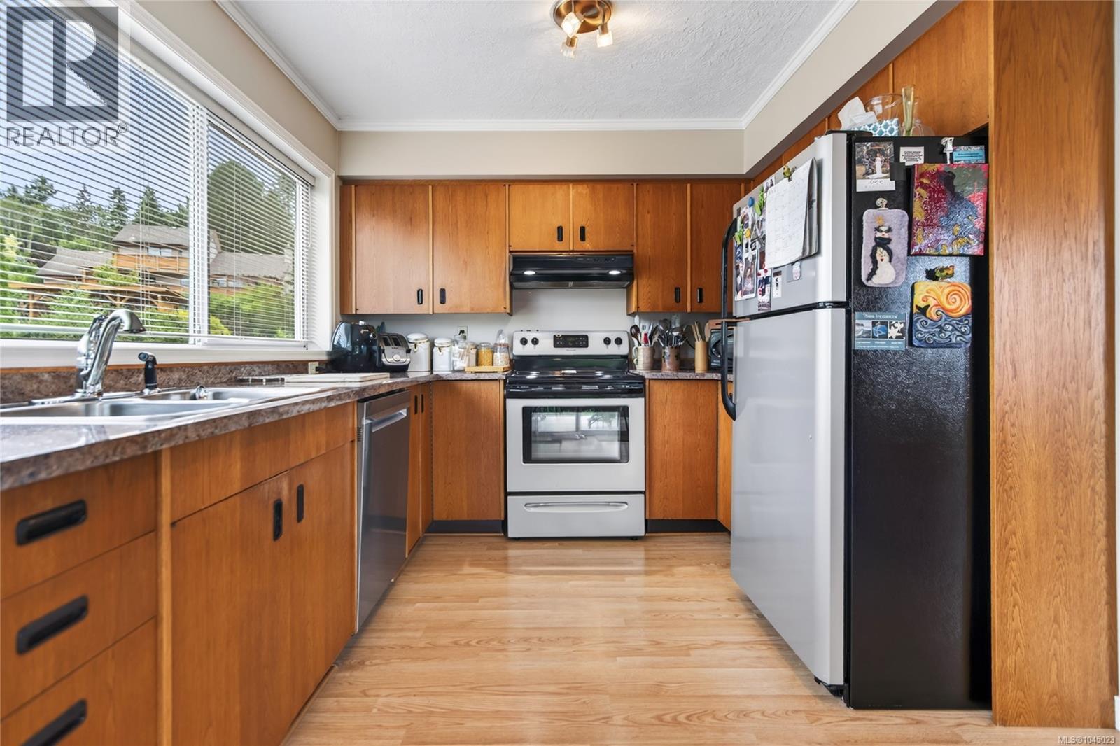 356 Rees Rd - Image 19