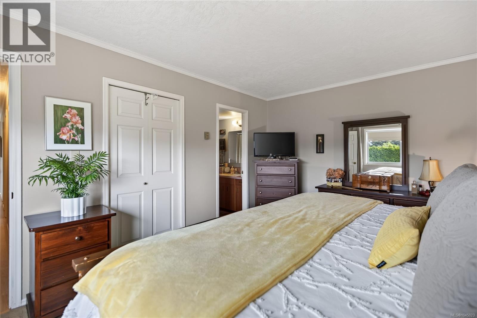 356 Rees Rd - Image 34