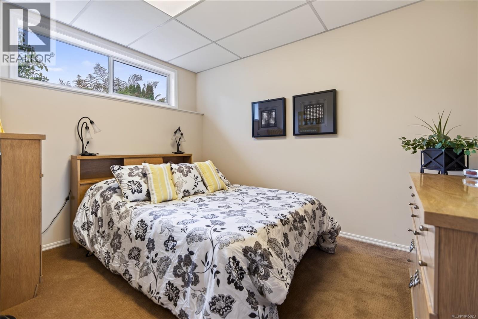 356 Rees Rd - Image 41