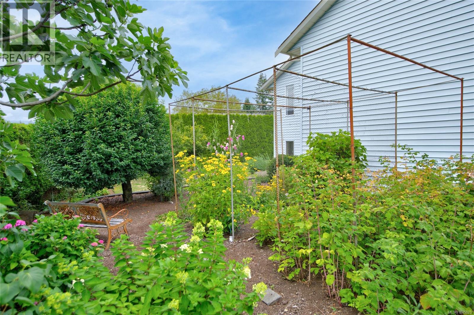 356 Rees Rd - Image 64