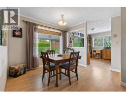 356 Rees Rd, Courtenay, BC V9N6B9 Photo 17