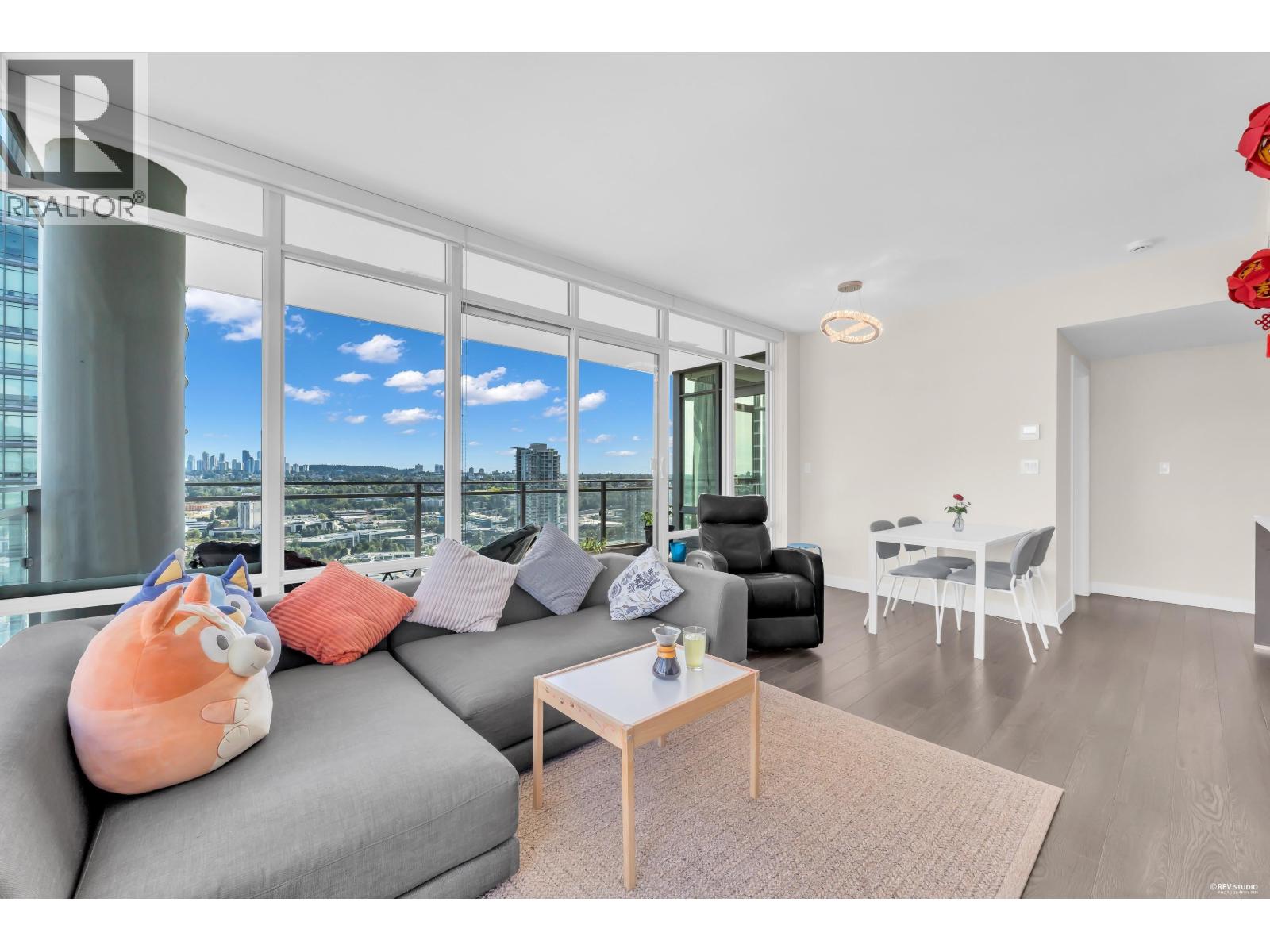 2807 2008 ROSSER AVENUE, Burnaby