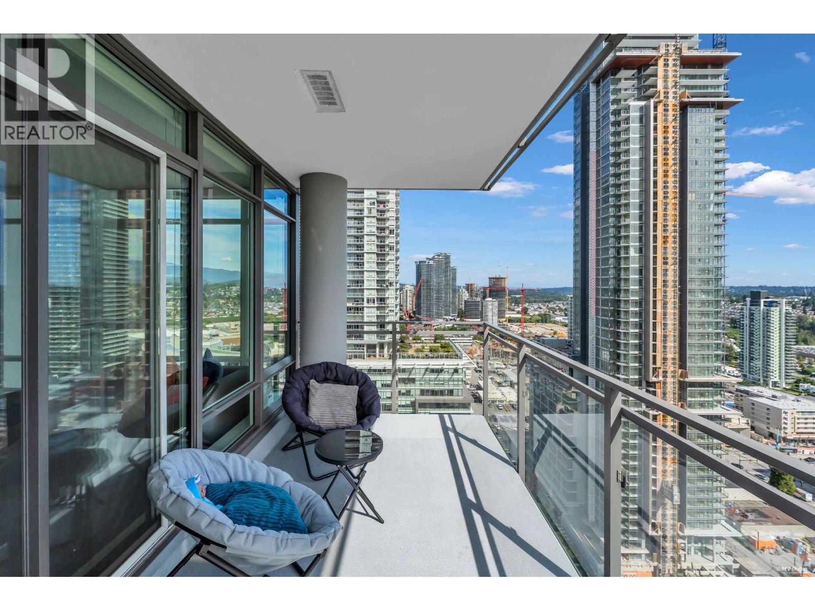 2807 2008 ROSSER AVENUE, Burnaby