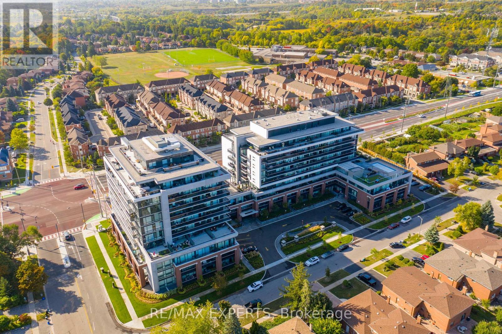 Listing photo of 714 - 4800 HIGHWAY 7
