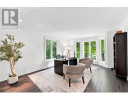 111 Whispering Pine Trail, Aurora, ON L4G4X8 Photo 17