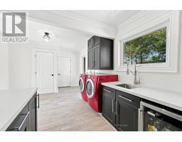 111 Whispering Pine Trail, Aurora, ON L4G4X8 Photo 18