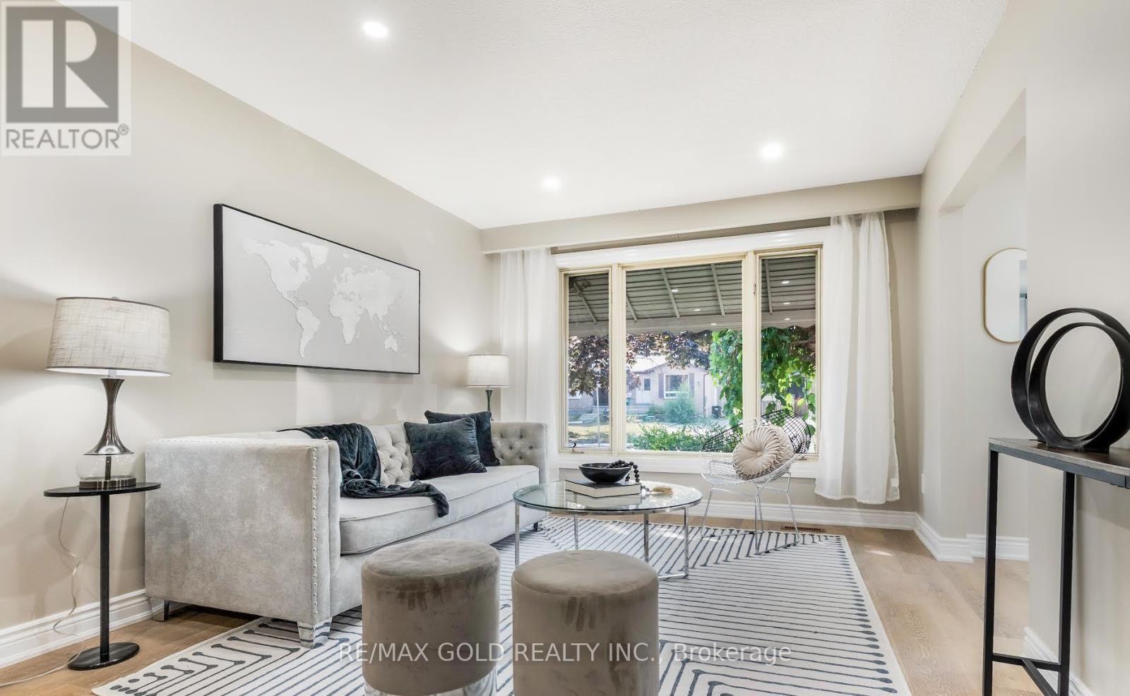 27 SYLVIA STREET - Image 3