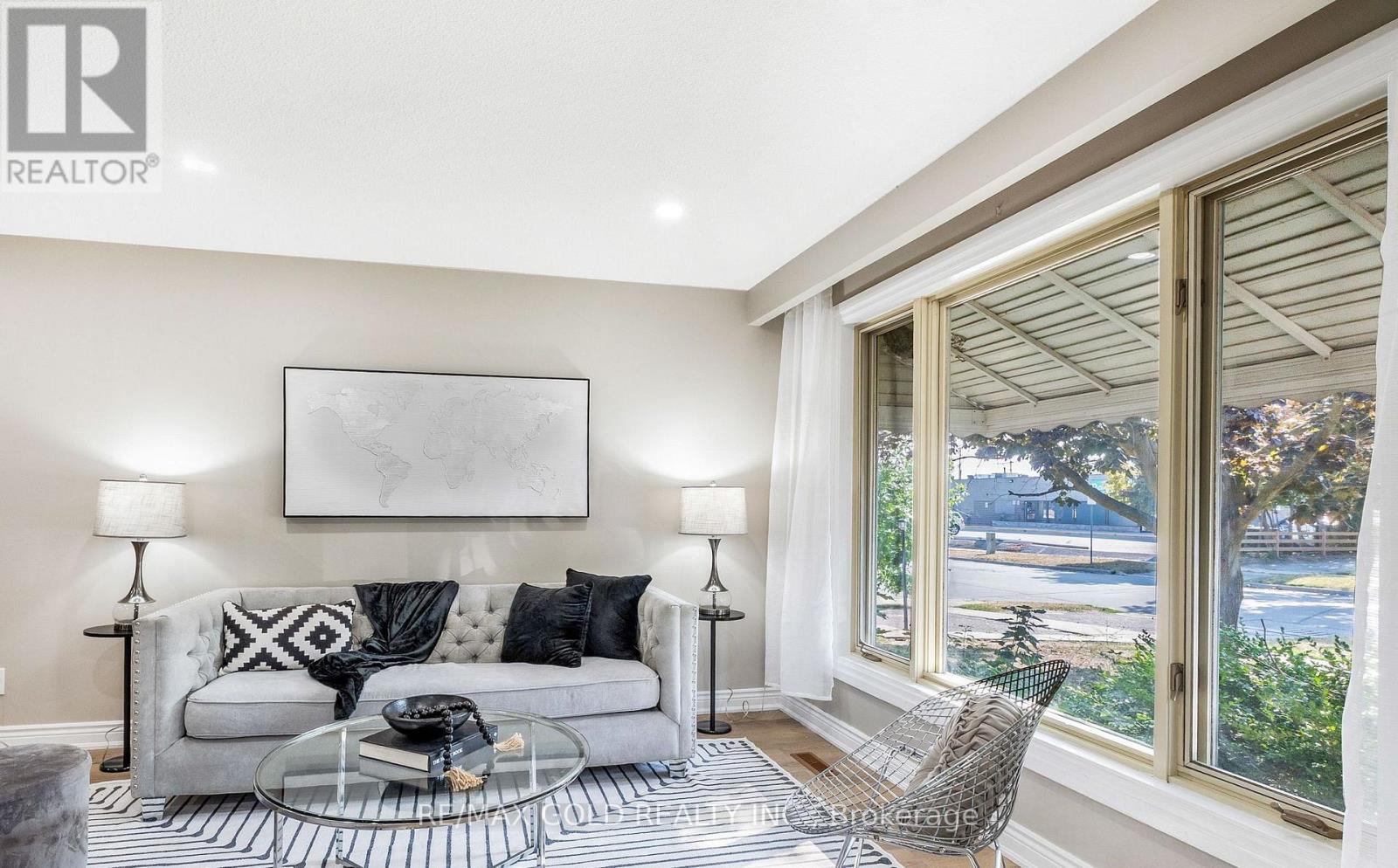 27 SYLVIA STREET - Image 6