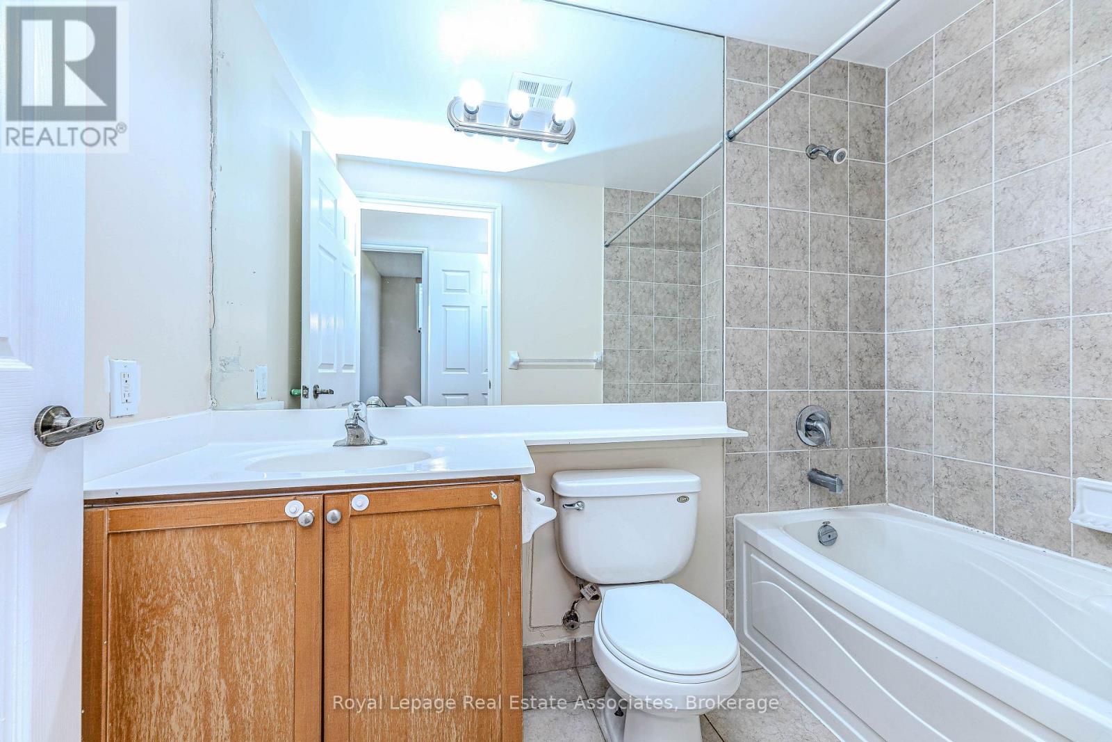 #128 700 HUMBERWOOD BOULEVARD - 21