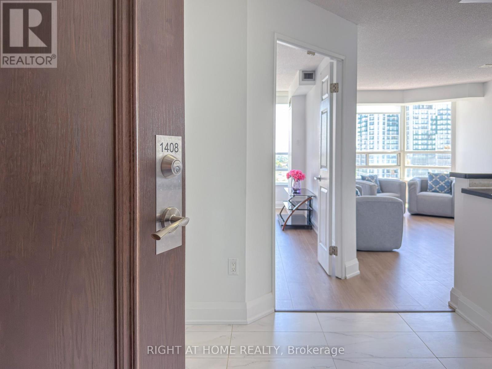 #1408 50 KINGSBRIDGE GARDEN CIRCLE - 3