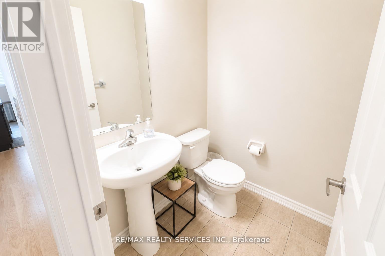 23 SAIL ROAD - 8