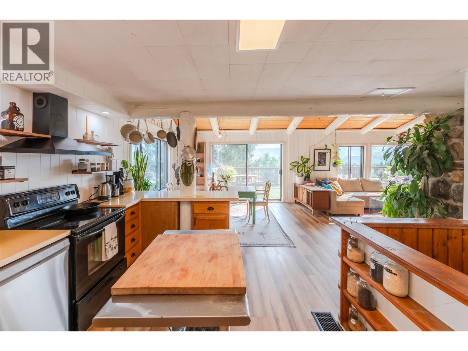 538 Lakeview Place - Image 11
